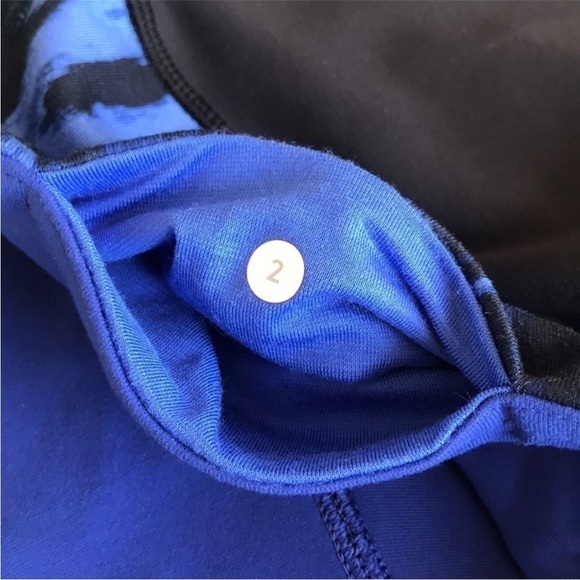 Lululemon Reversible Capri Cropped Legging Pants - Picture 9 of 12